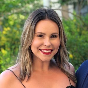 Meet your Posher, Leslie